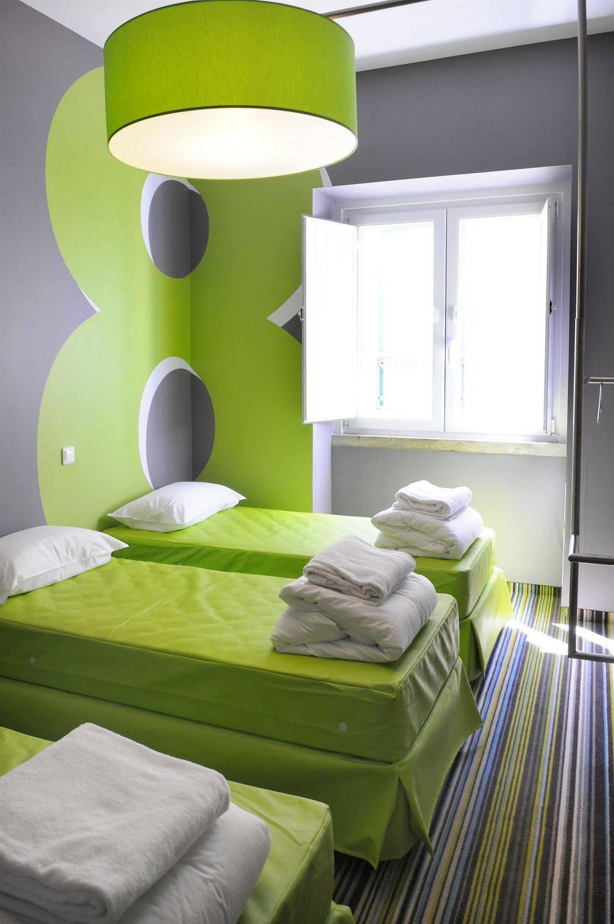 Hello Lisbon Santa Catarina Suites Esterno foto